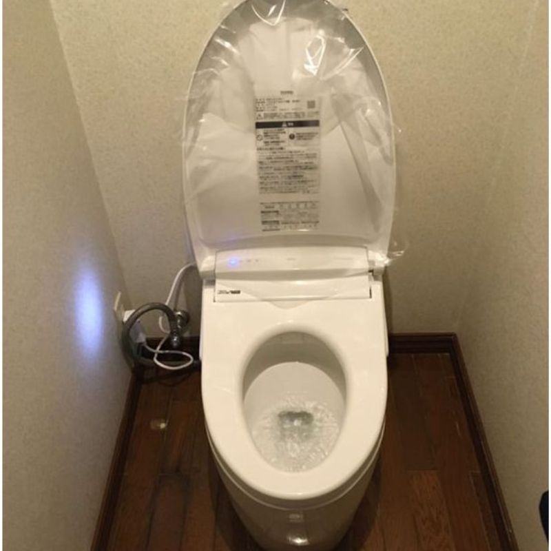 Bàn cầu một khối tự động TOTO NEOREST CES9898 2 Bàn cầu một khối tự động TOTO NEOREST CES9898 - Hình ảnh 2
