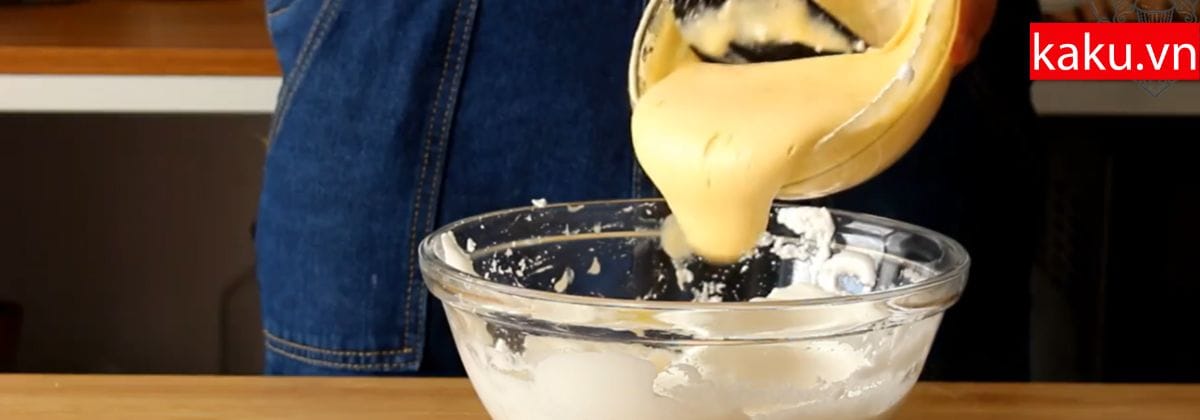Cực hot ! Nồi cơm điện cao tần làm được bánh bạn biết chưa. 12 nồi cơm điện cao tân 9