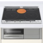 Bếp từ Hitachi HT-H6S với hai bếp từ một bếp hồng ngoại và lò nướng