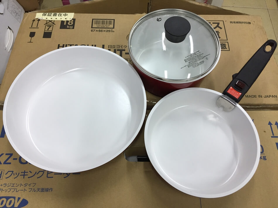 Bộ nồi chảo gốm CERAMIC 5 món tay kẹp di động 2 Bộ nồi chảo gốm CERAMIC 5 món tay kẹp di động - Hình ảnh 2
