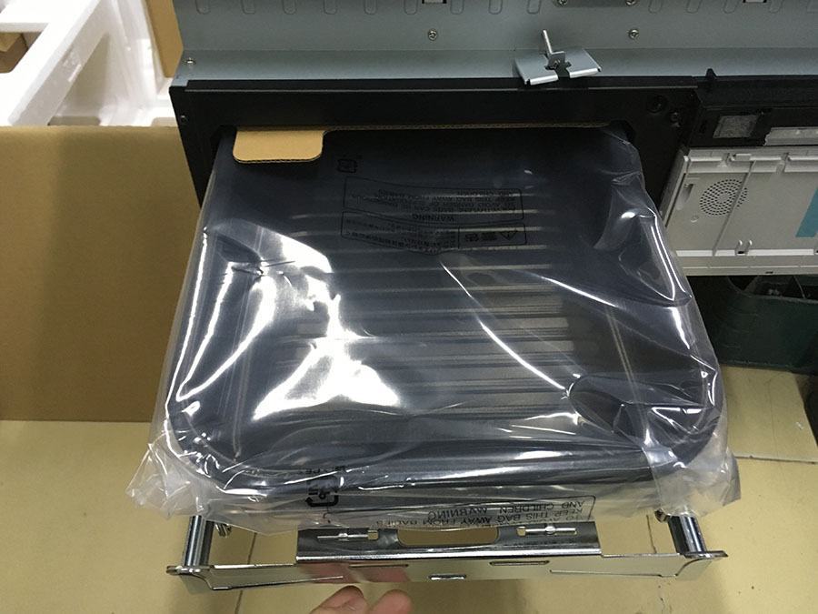 Bếp từ HITACHI HT-L8STWF điều khiển lò nướng riêng biệt 5 Bếp từ HITACHI HT-L8STWF điều khiển lò nướng riêng biệt - Hình ảnh 5