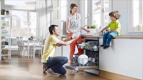 Những quan niệm sai lầm của bà nội trợ Việt về máy rửa chén?