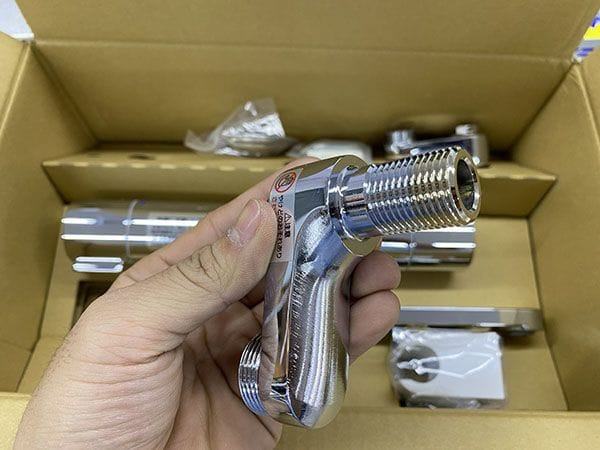 Sen tắm có sự khác biệt nhất so với những loại sen tắm TOTO khác 3 Sen tắm có sự khác biệt nhất so với những loại sen tắm TOTO khác