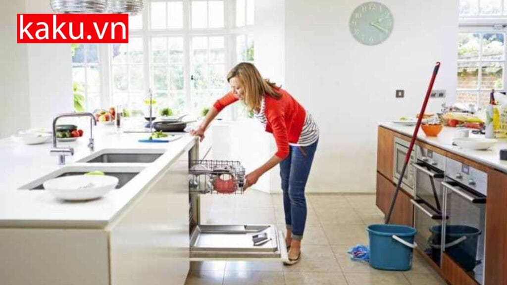 Cách vệ sinh và bảo dưỡng máy móc cho nhà bếp