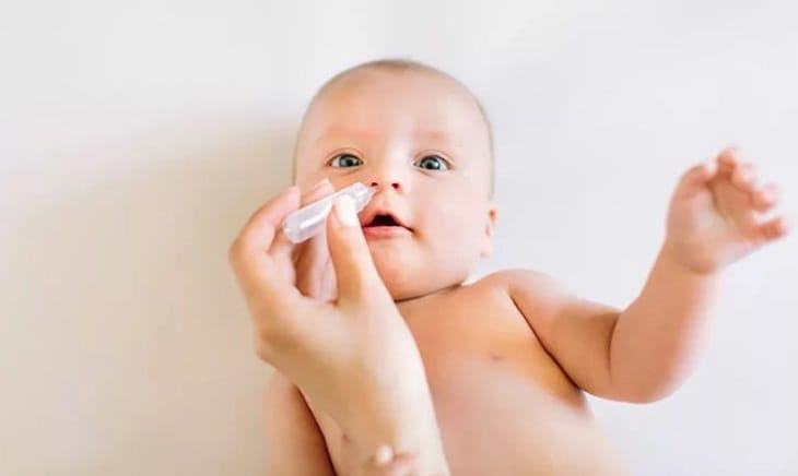 Giữ độ ẩm cho cơ thể của trẻ