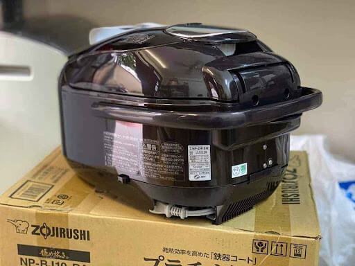 Nồi cơm điện Zojirushi NP-ZH18-TD model 2022 chức năng cao tần áp suất 2 Nồi cơm điện Zojirushi NP-ZH18-TD model 2022 chức năng cao tần áp suất - Hình ảnh 2