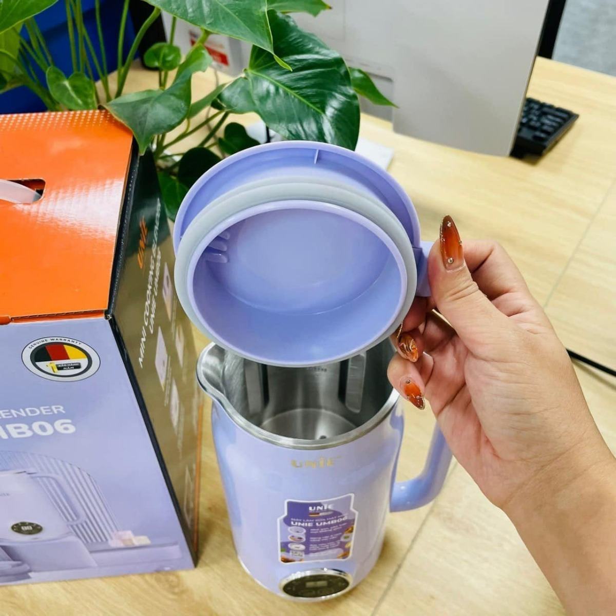 Máy làm sữa hạt UNIE UMB06 Chất Liệu Cao Cấp 5 Máy làm sữa hạt UNIE UMB06 Chất Liệu Cao Cấp - Hình ảnh 5