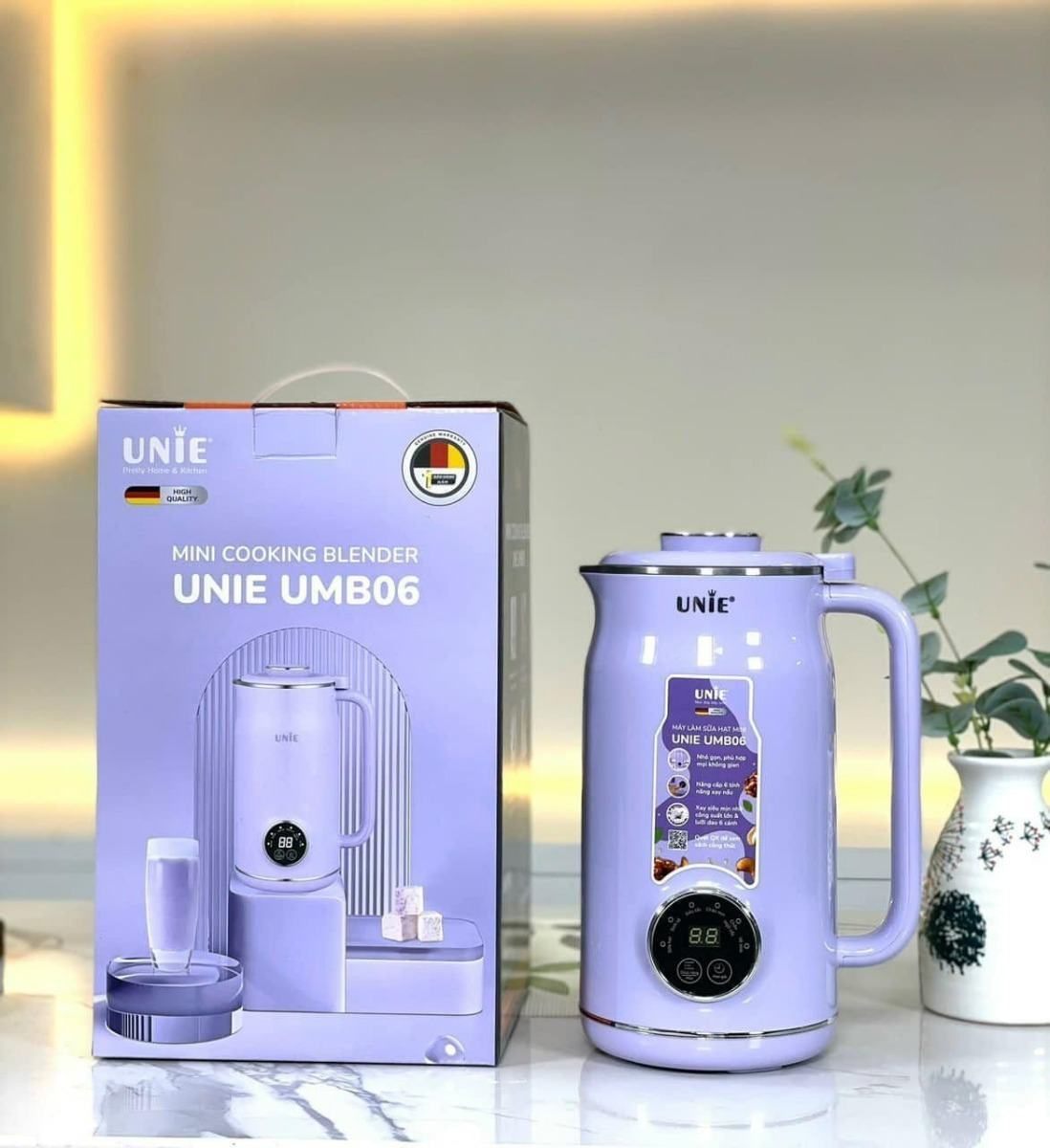 Máy làm sữa hạt UNIE UMB06 Chất Liệu Cao Cấp 1 Máy làm sữa hạt UNIE UMB06 Chất Liệu Cao Cấp