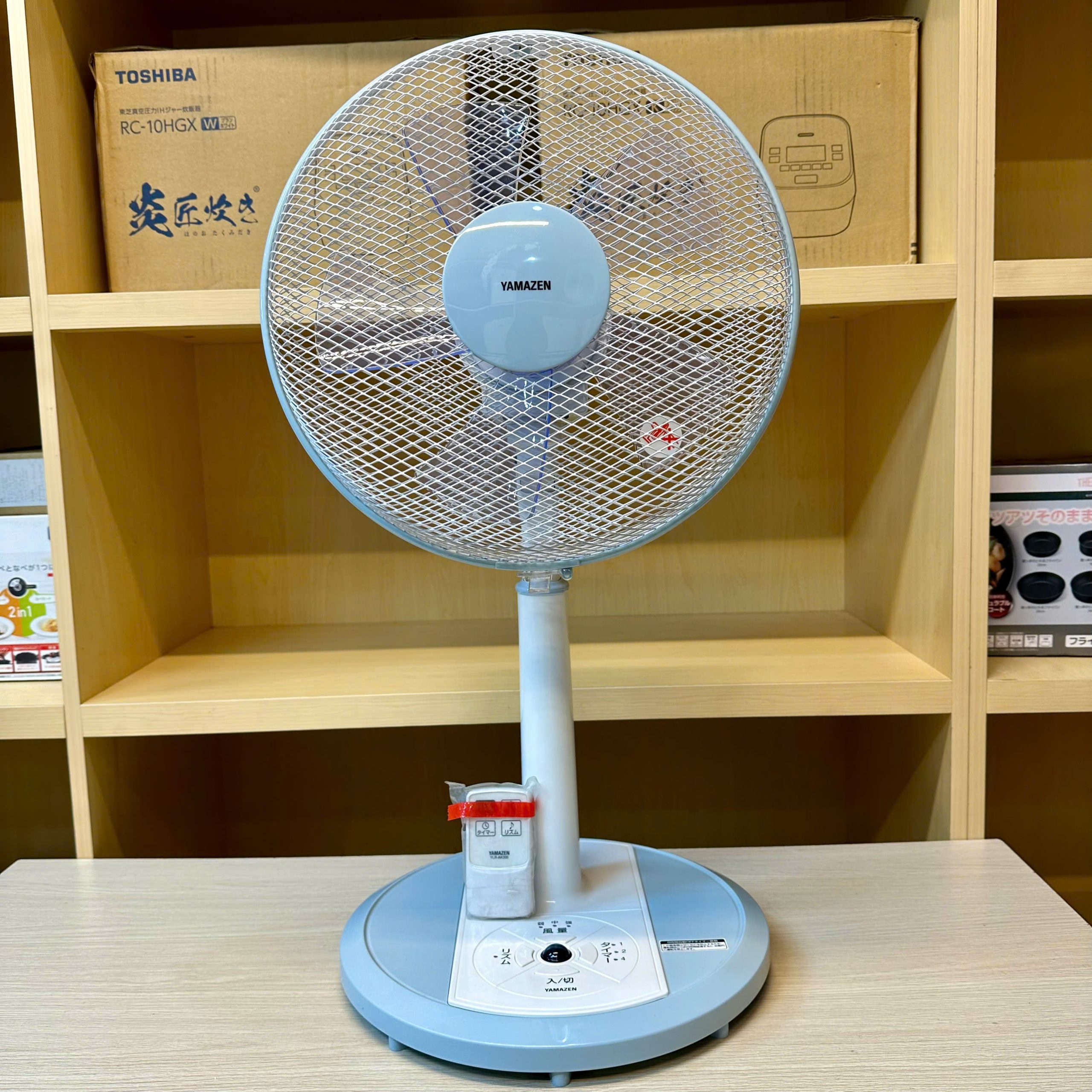 Quạt cây lửng Yamazen YLR-AK305 nội địa Nhật 3 Quạt cây lửng Yamazen YLR-AK305 nội địa Nhật - Hình ảnh 3